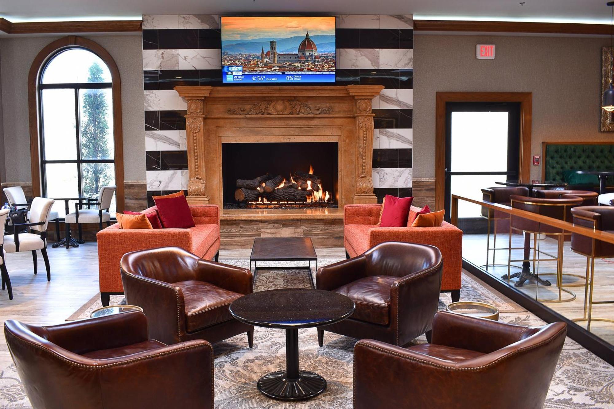 Delta Hotels By Marriott Indianapolis East Esterno foto