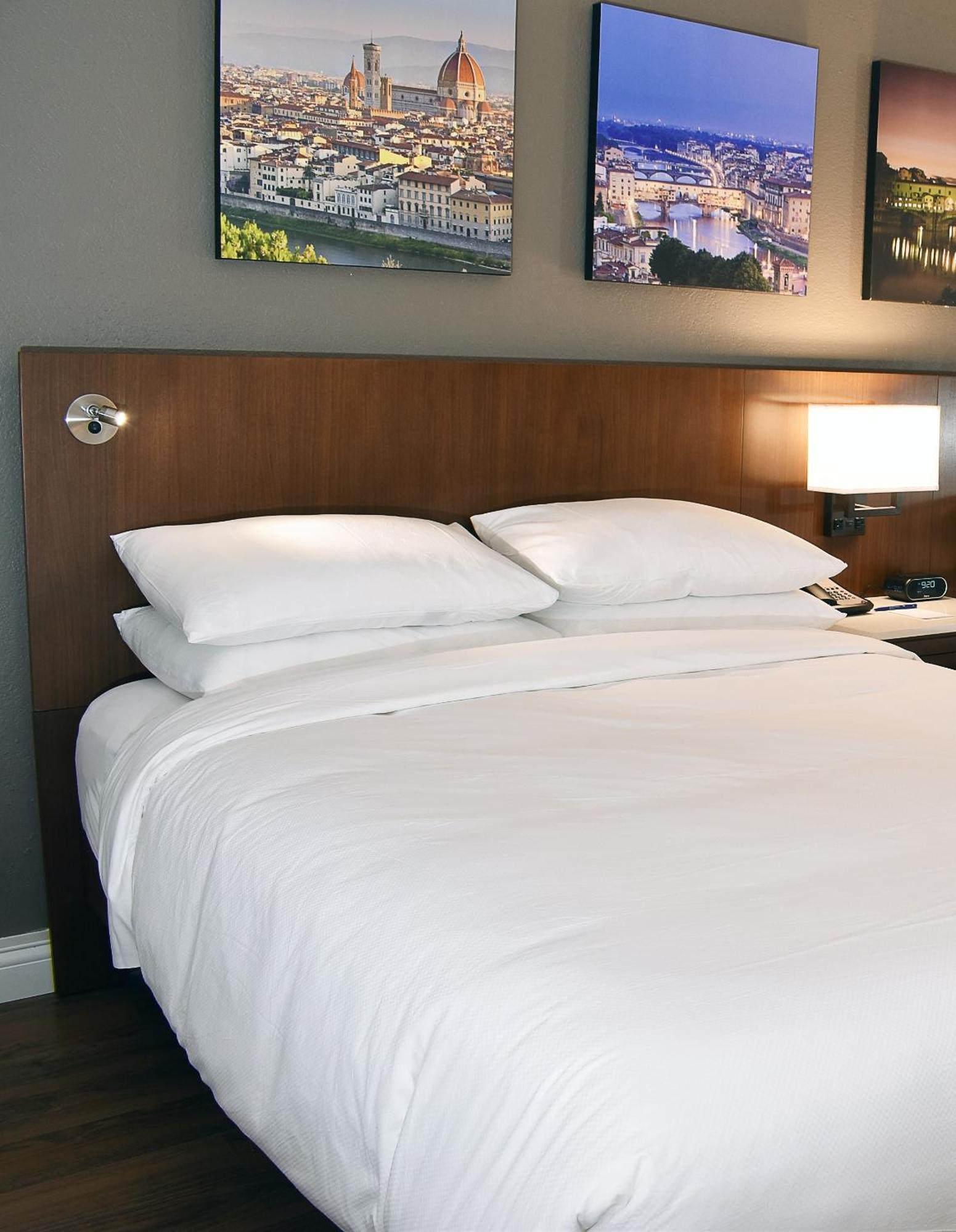 Delta Hotels By Marriott Indianapolis East Esterno foto