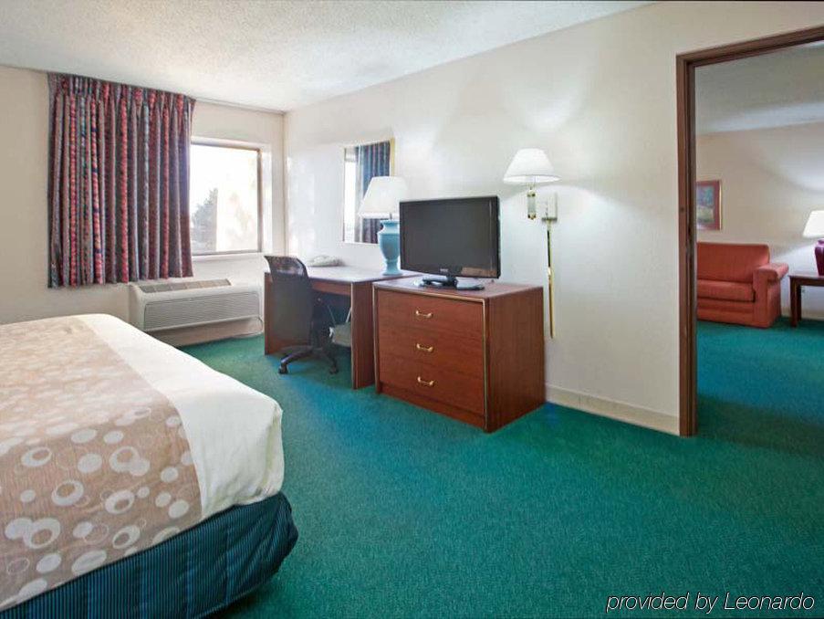 Delta Hotels By Marriott Indianapolis East Esterno foto